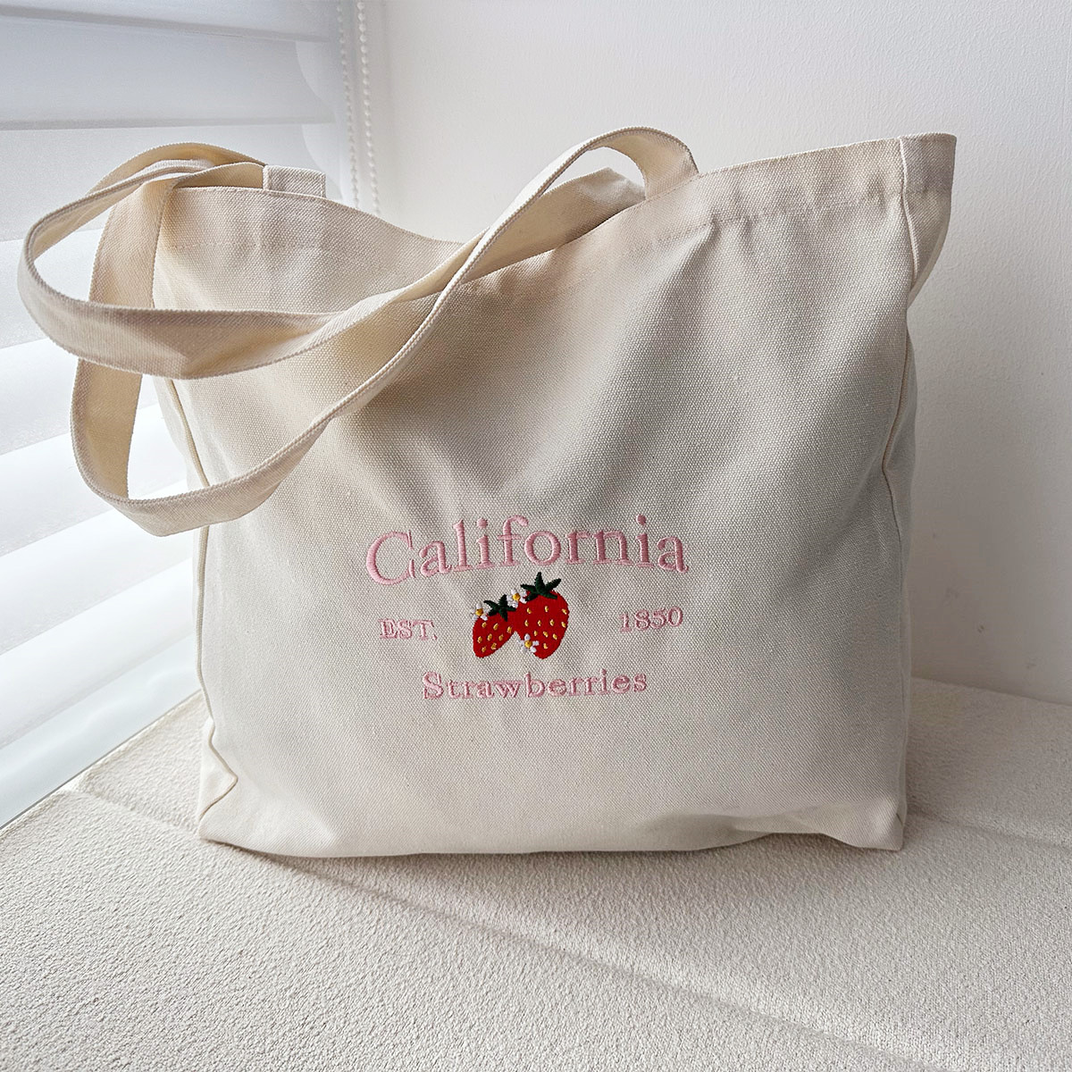 Street Fashion California - California EST.1850 Erdbeeren Vintage Bestickt Frauen