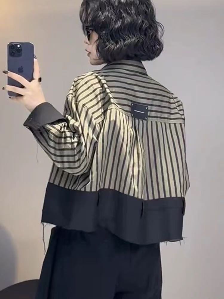 Street Fashion In Korea - Retro Design Kurze Jacken Shirts Schwarz