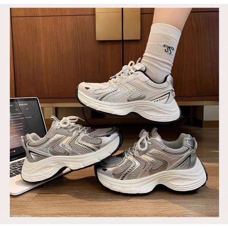 Street Fashion In Korea - 2026 Frühling Damen Unky Dad Sneakers