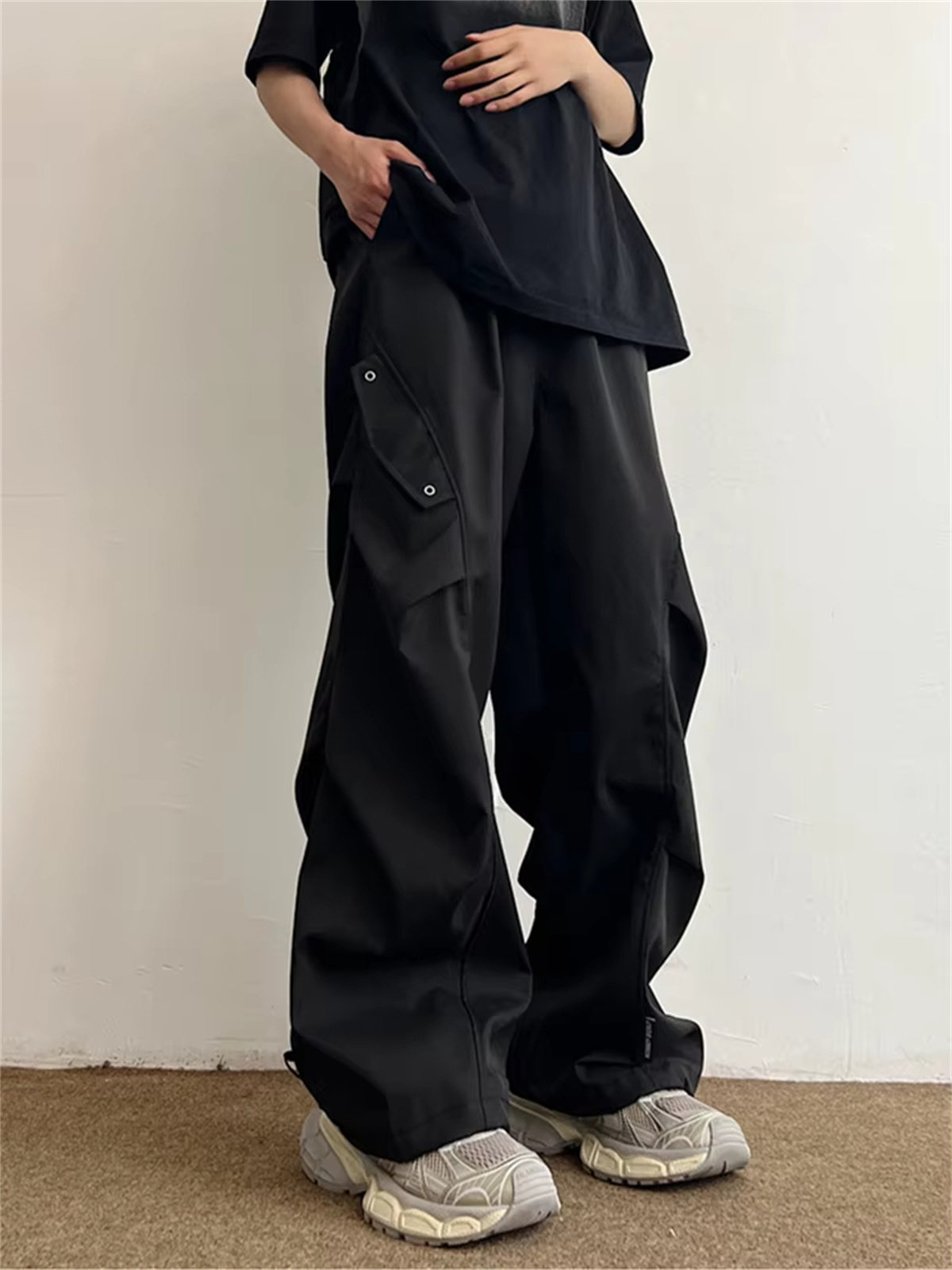 Techwear Fallschirm-Cargohose  – Street Fashion In Korea Bewertung und Preis